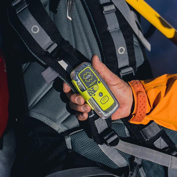 Buoyant GPS Personal Locator Beacon ACR ResQLink 400 